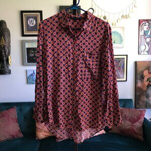 VELVET HEART size L Navy Blue & Red Floral Button Front Hi-Lo Blouse Top